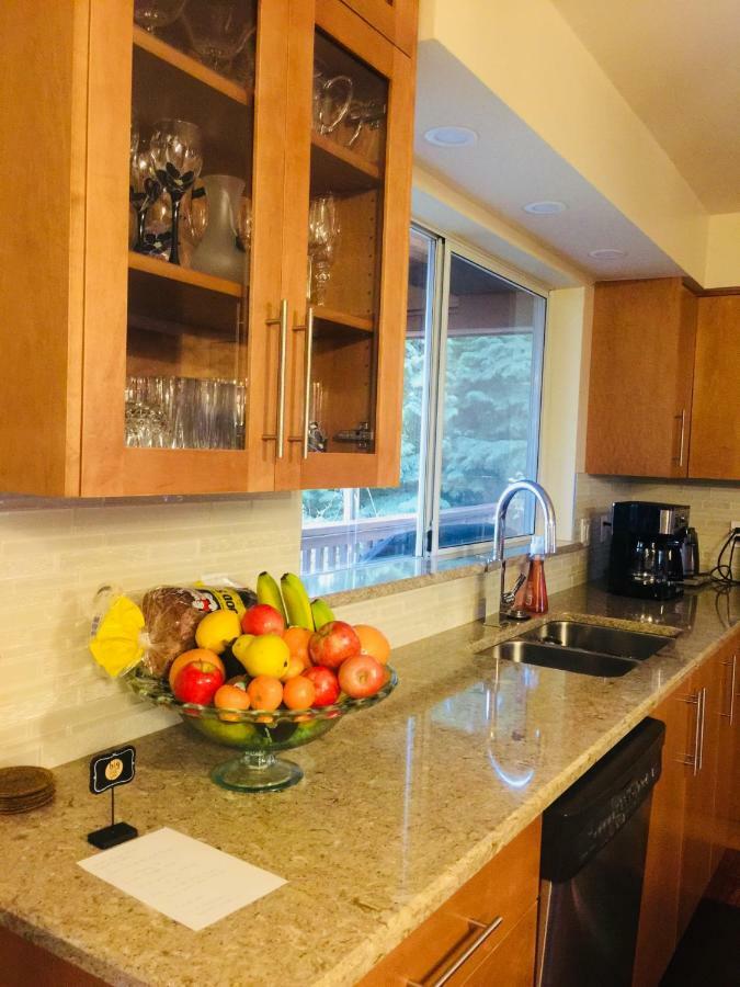 Garden Bridge House Villa Sechelt Buitenkant foto